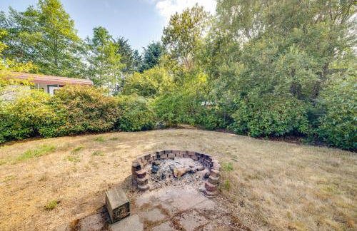 Pet-Friendly Ocean Park Rental with Outdoor Fire Pit - Foto 26