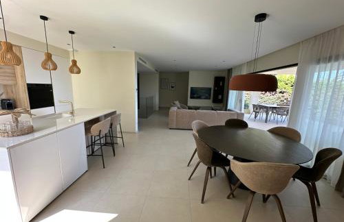Villa Les Issambres, piscine débordement, vue mer - Foto 8