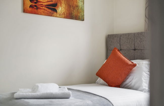 London Heathrow Living Holywell Serviced Houses - Photo 6