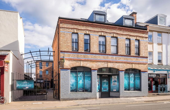 Elliot Oliver - Stylish 2 Bedroom Town Centre Apartment - Photo 19