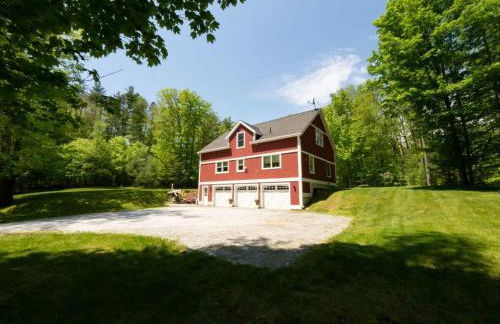 Berkshire Vacation Rentals: Peaceful Post and Beam Loft Sleeps 9 - Foto 44