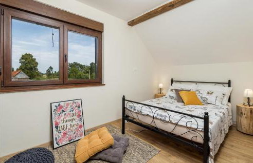 Pet Friendly Home In Gospic - Photo 35