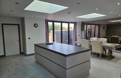 3 bedrooms - for families and contractors - lovely home - Foto 19