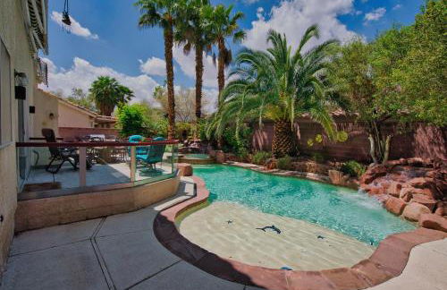 home suite in perfect location - Foto 24