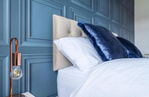 Elegant Bedroom -Near M25, Free Parking , Free WiFi - Foto 15