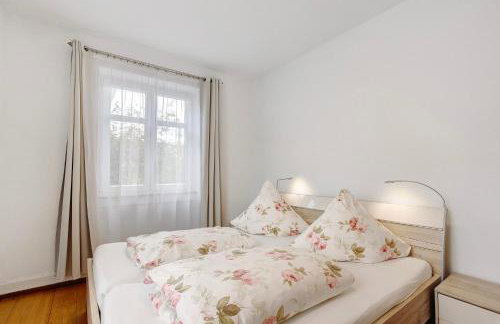 Rotes Haus über den Weinbergen - Photo 25