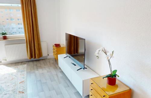 3-Raum-Ferienwohnung mit Balkon, Straßenbahnlinie 5 fußläufig erreichbar, WLAN - Foto 8