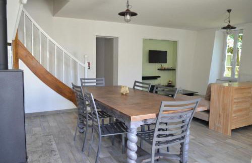 Maison 3 chambres , terrasse et garage à 20 min de La Rochelle - Foto 1