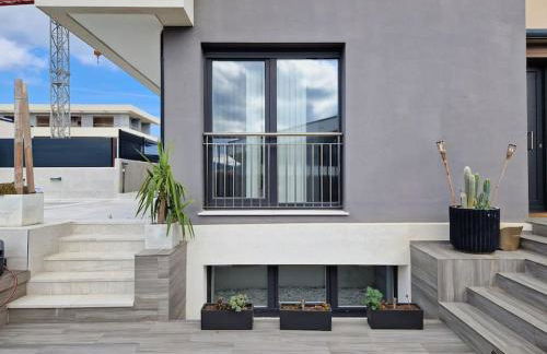 BEACH HOUSE with swimming pool - Photo 22