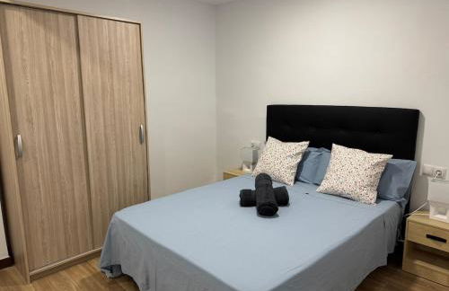 Entire apartment in the heart of downtown N&N - Photo 19