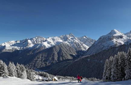 Studio pratique en RdC, au calme, avec vue - Foto 13