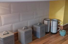 Tropical Sun Homes - Beautiful spacious 3 bed home in a serene environment with free parking for 2 cars - Foto 26