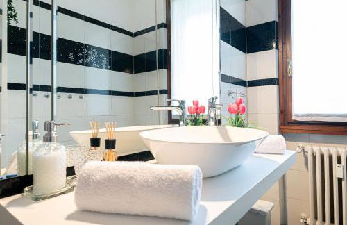 Godi Fiorenza Suite - Duomo a 15 Minuti e Aeroporto a 4 Minuti con Tramvia T2 - Foto 30