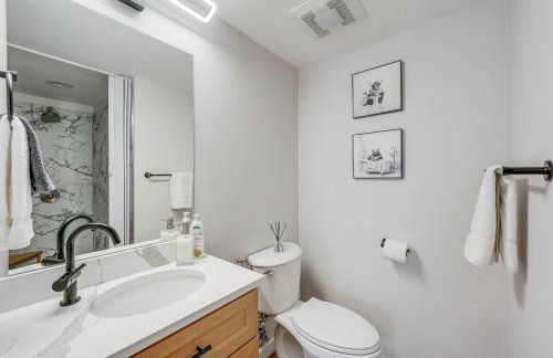 Walkable Adventure Base in Midtown Anchorage - Foto 17