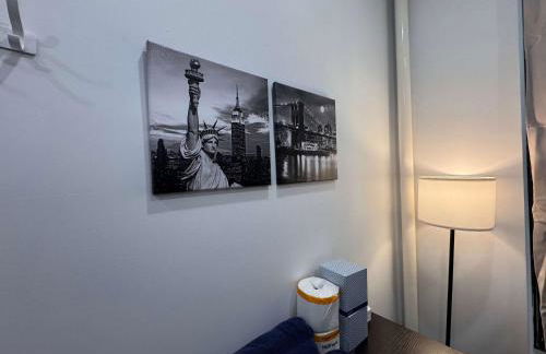 Room with Kitchen in Chelsea - Shared Bathroom - 3rd Floor Walk-UP - Foto 8