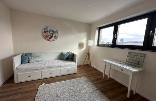 Neue helle 4 Zimmerwohnung mit Tiefgaragenparkplatz - Foto 3