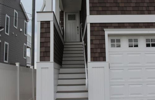 Sunday To Sunday, Elevator, Beach Badges, Roof Top Deck, Wifi, Bay Side 4 Bedroom, 3 Bath Townhouse 14056 - Foto 2