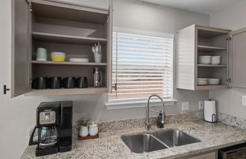 Modern Home Close to It All in DFW Texas! - Foto 16