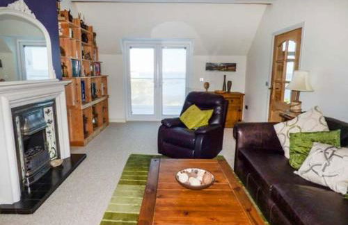 Glan Y Mor - Photo 4