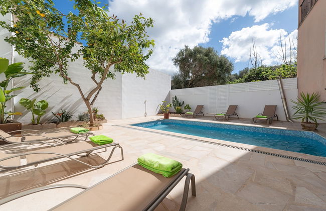 Can Joan Maria in Maria de la Salut - Photo 1