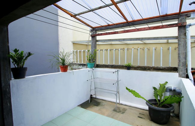 D'Java Homestay Lempuyangan By The Grand Java - Photo 9