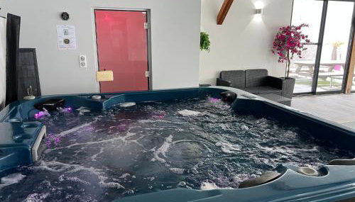 Gîte de Bellevue avec piscine intérieure privative - Foto 5