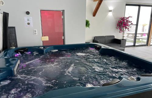 Gîte de Bellevue avec piscine intérieure privative - Foto 5