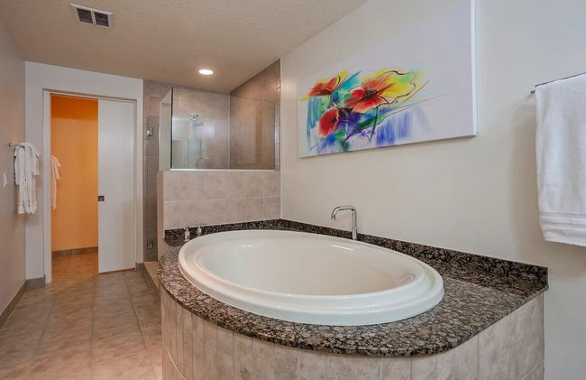 Crescent Condos by Beachside Management - Foto 67