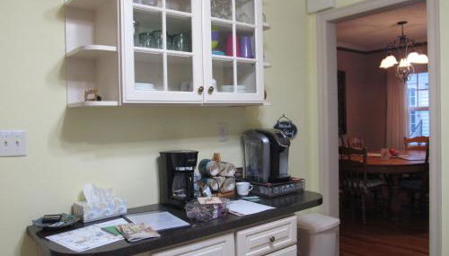 Covered By Faith Rentals -Storybook Home - Foto 4