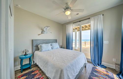 Beachfront Oasis with 2 Large Decks, BBQ and Views! - Foto 22