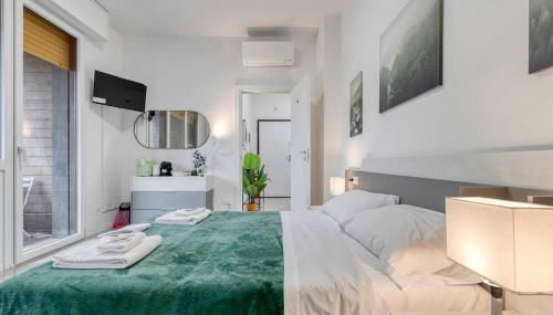 FREE Parking Large Apartment x11 with 4 bathrooms - Photo 4, towels