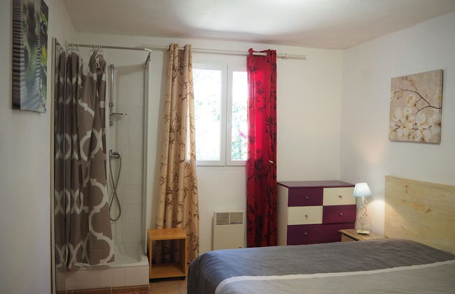 Holiday Home With Swimming Pool - Photo 6