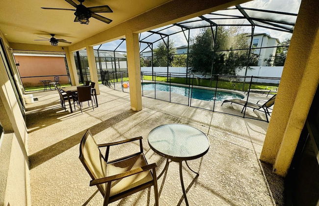 7/6.5 Beautiful Vacation Home With Private Pool, and Much More!! - Foto 34