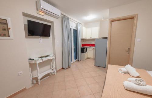 Melina Luxury Suites, Seaside Nests in Kourouta - Foto 26