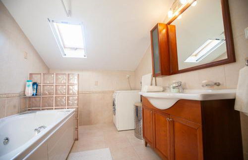 Rodon Apartment with Great View, Sauna and Jacuzzi - Foto 27