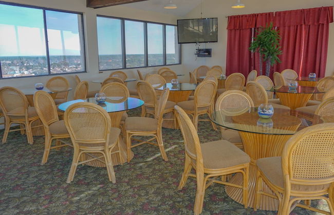 Landmark Holiday Beach Resort - Foto 24