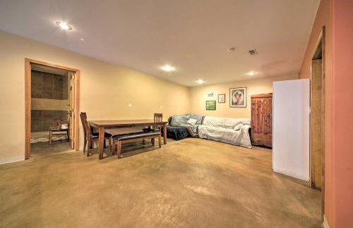 Peaceful Custom Carbondale Home with Deck, Near SIU! - Foto 19