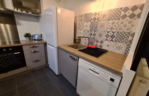 La Boheme- Free Parking-Paris-Disneyland-Easy Check-in- Netflix - Foto 13