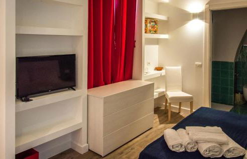 Cozy Home In San Michele Di Ganzari - Photo 32