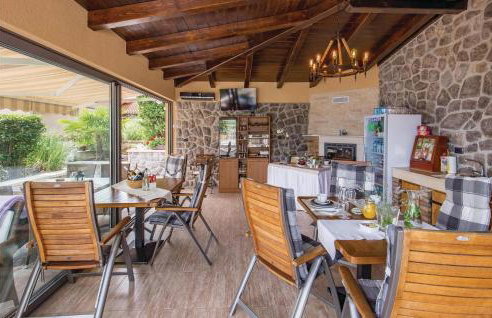 Awesome Apartment In Moscenicka Draga - Foto 20