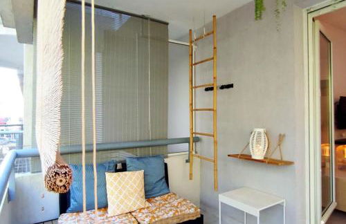 RAVAS Studio climatisé terrasse proche commerces - Photo 13