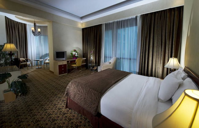 Excelsior Luxury Apartments - Photo 3