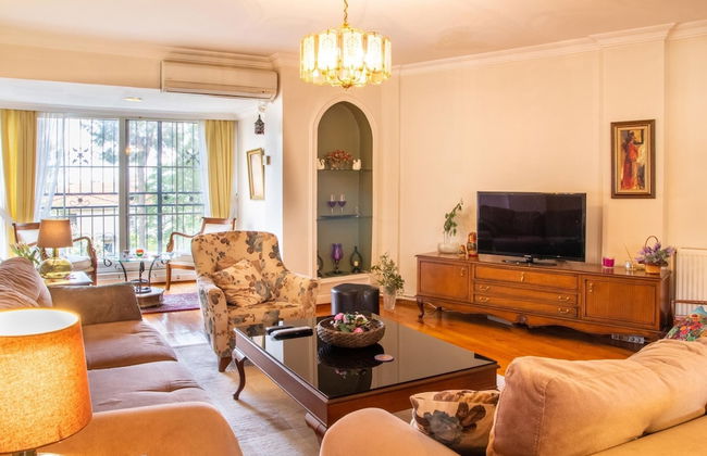 Spacious Detached House With Garden in Izmir - Foto 1