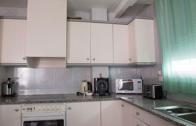 ApartmentsPlatjadAro - Photo 38