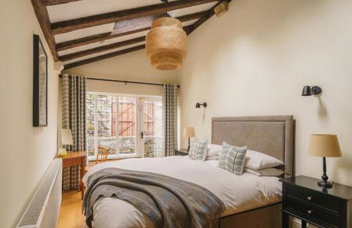 Half Way House, Clappersgate, sleeps 8 - Foto 35