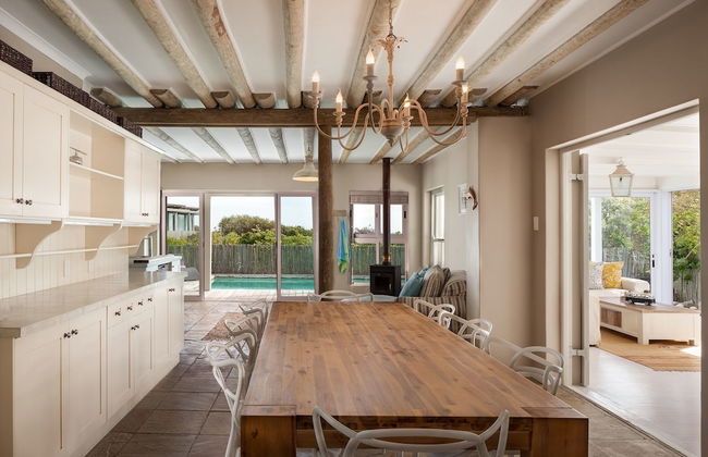 Fin Whale Beach House - Foto 10