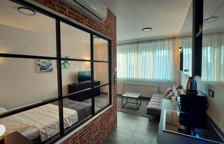 Apartments Square - Photo 29