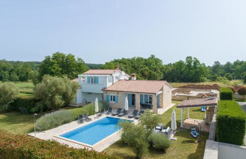 Villa Malis - Foto 1