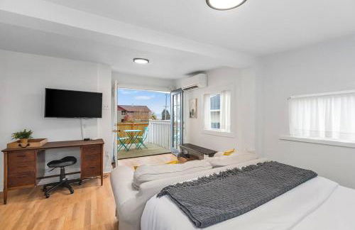 Walk to the waterfront! The Hobbit House - Foto 54