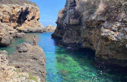 LA CALMA Espectacular villa con jardín y piscina en Menorca - Foto 49